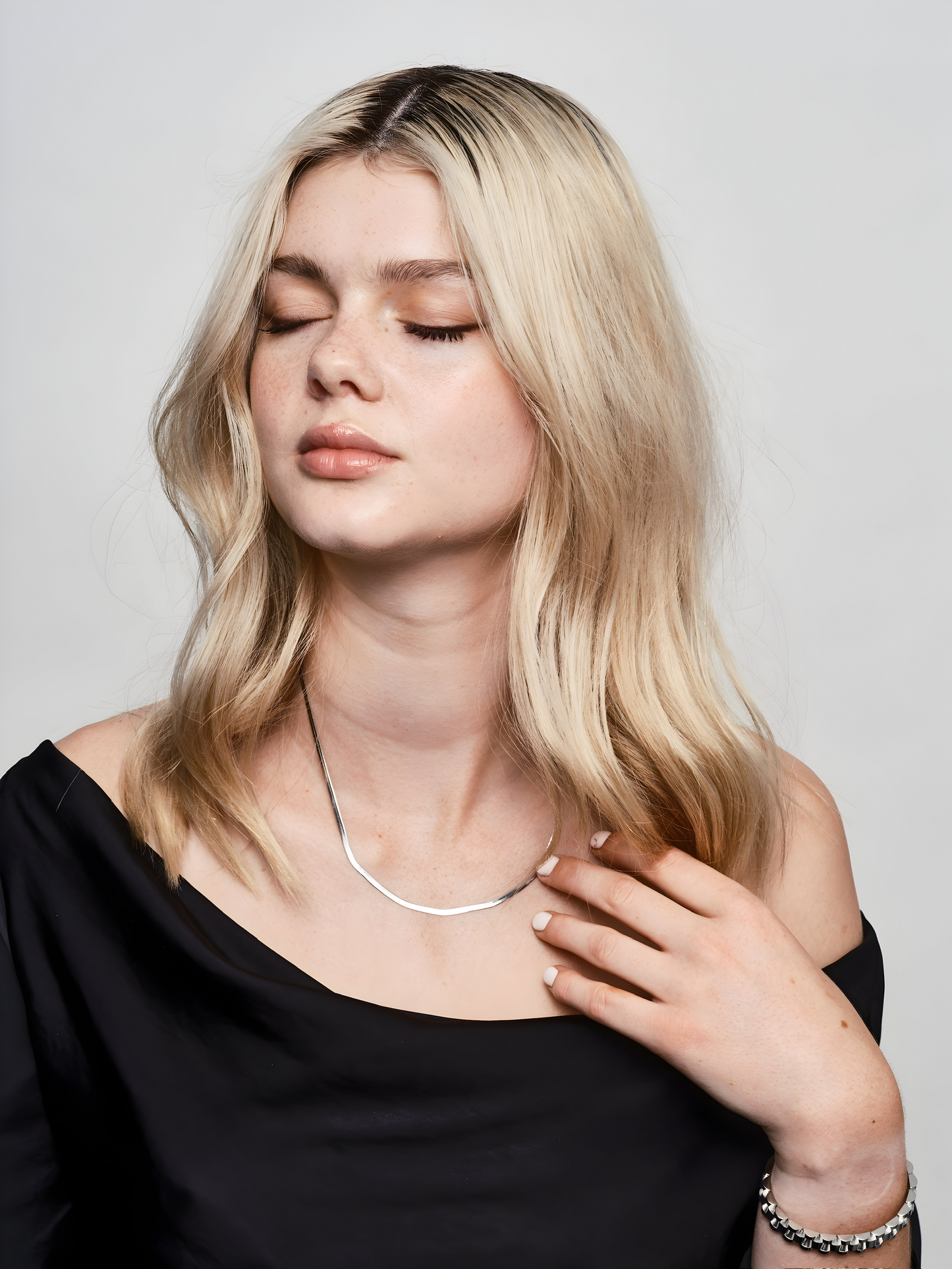 Super Fine Chain Necklace Silver